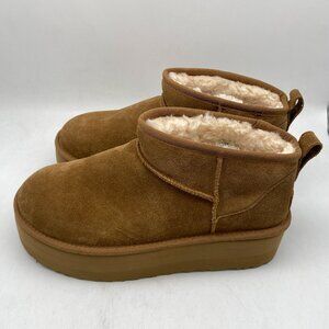 UGG Women's Classic Ultta Mini Platform US size 10